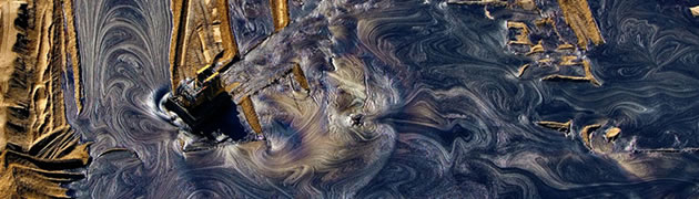 Athabasca oil sands Alberta Canada.jpg